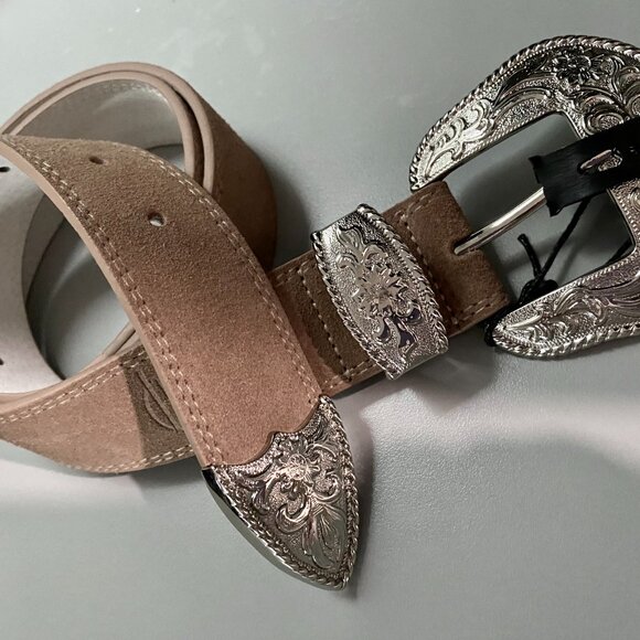 NWT $58 House of Harlow Mocca Suede Boho Western Moto 1,5\' W 33\